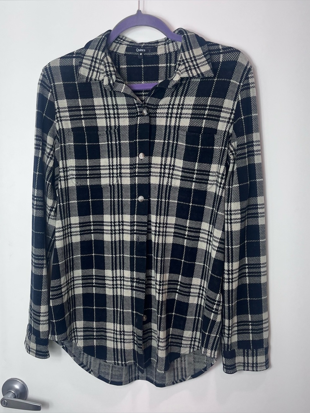 Quince Women's Plaid‎ Fleece Button Down Shirt Black Long Sleeve Medium Pockets